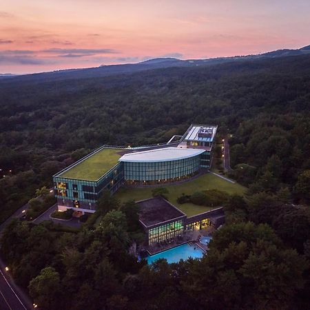We Hotel Jeju Seogwipo Eksteriør billede