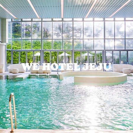 We Hotel Jeju Seogwipo Eksteriør billede